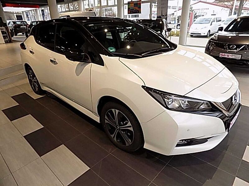 Nissan Leaf e+tekna 62kwh 8-fach Wartung bis 4/26 Klima Navi