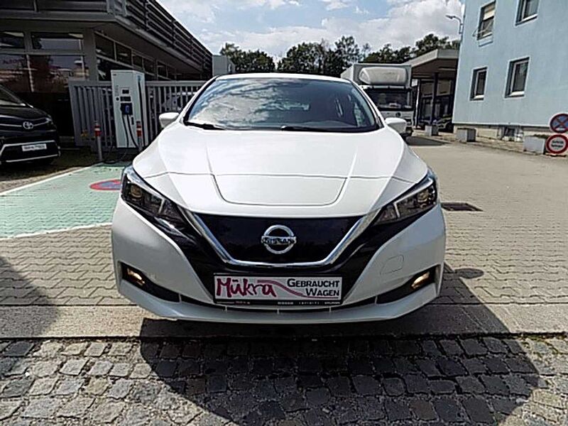 Nissan Sonstiges Nissan LEAF ZE1 MY20 Acenta 40kwH 150PS Klima