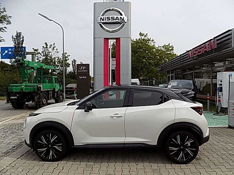 Nissan Juke N-Design 1.0 DIG-T 114PS AT Nissan Connect, Innena