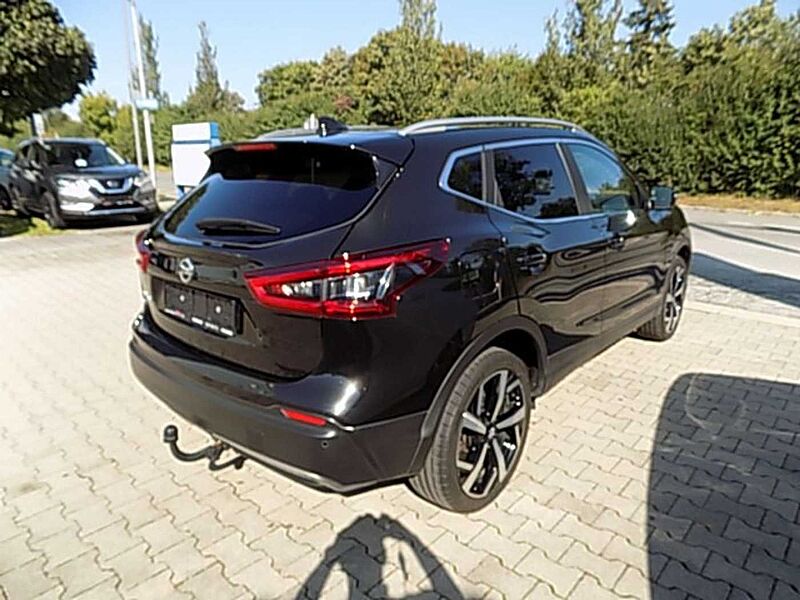 Nissan Qashqai Tekna+ 1.3 DIG-T 160PS DCT AHK 8-fach Alu Klima