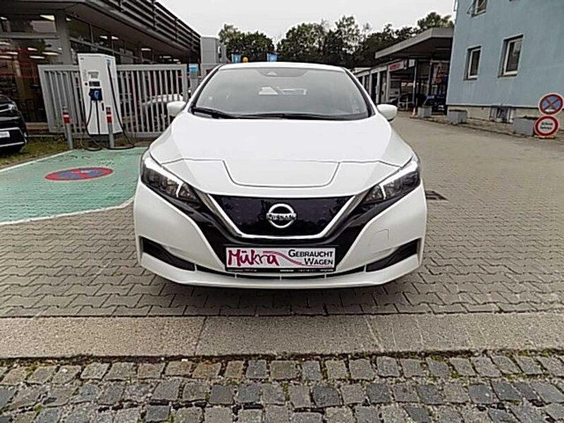 Nissan Leaf (ZE1) MY21 Visia 40kwH Klima Fenster el.