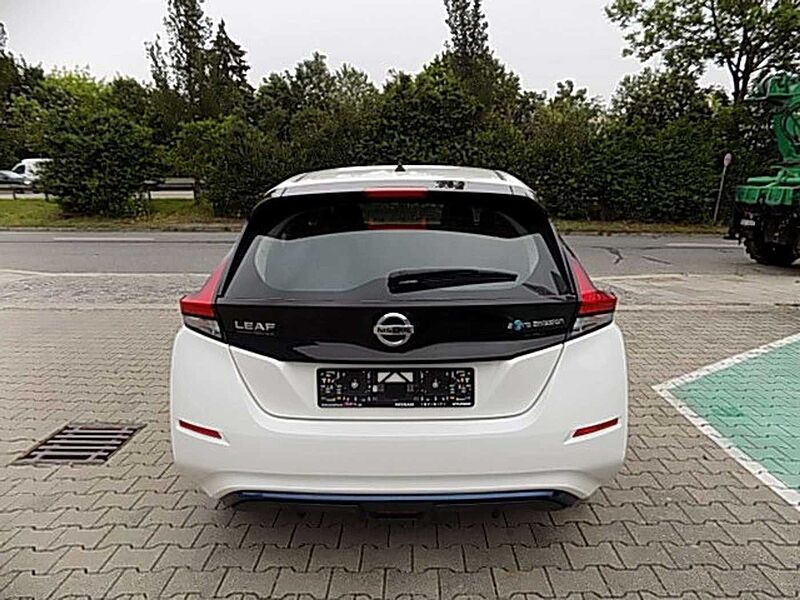 Nissan Leaf (ZE1) MY21 Visia 40kwH Klima Fenster el.