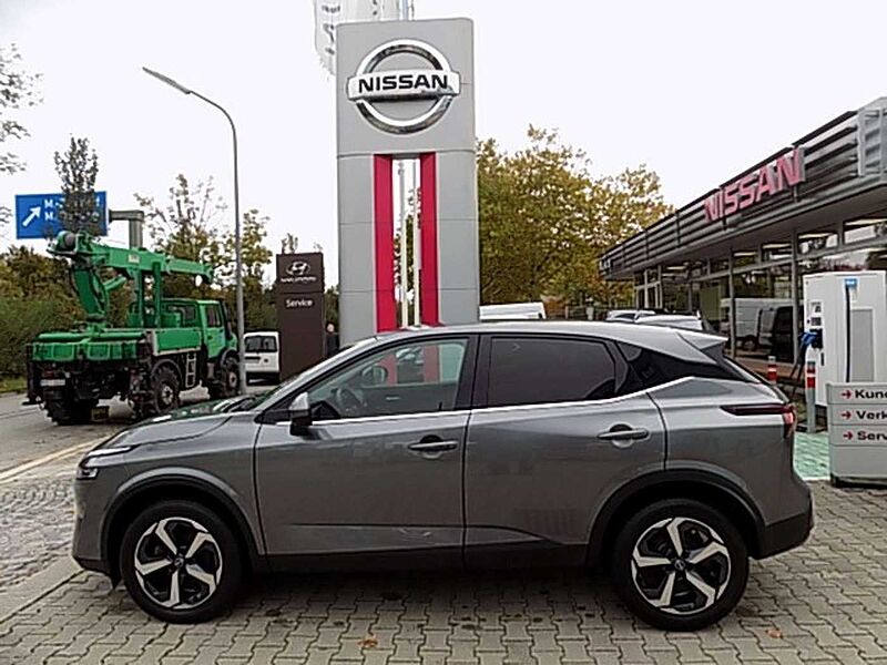 Nissan Qashqai N-Connecta 1.3 DIG-T MHEV 158PS AT (A) Klima Navi