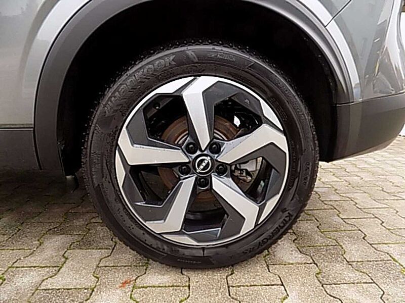 Nissan Qashqai N-Connecta 1.3 DIGT-T MHEV X-Tronic Winterpaket