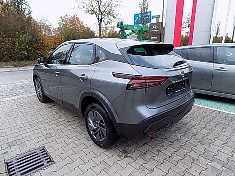 Nissan Qashqai Acenta 1.3 DIG-T MHEV 140PS 6MT (A) Nissan Connect