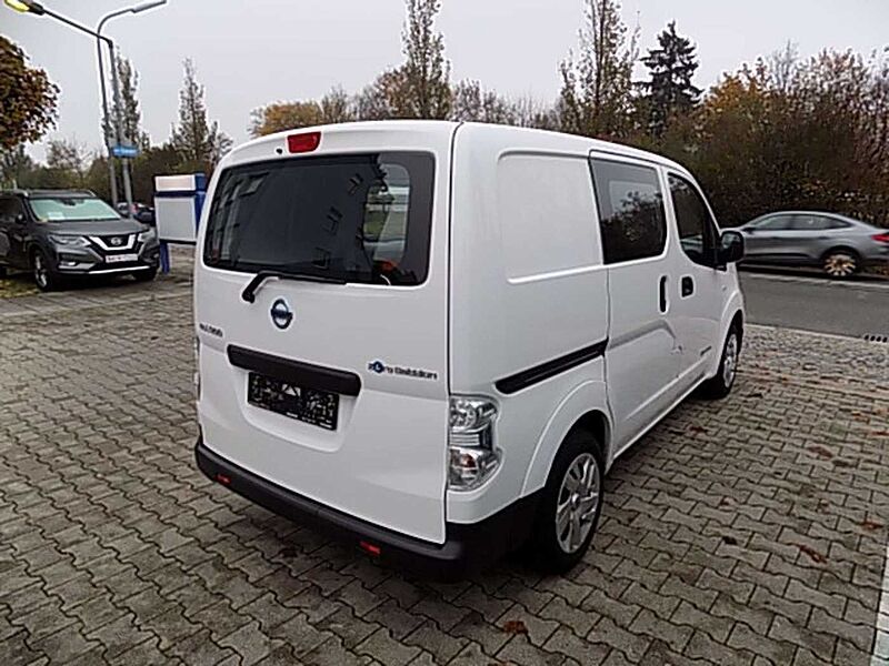 Nissan E-NV200 Premium 40kw/h Winterpaket Navi 2 Schiebetüren