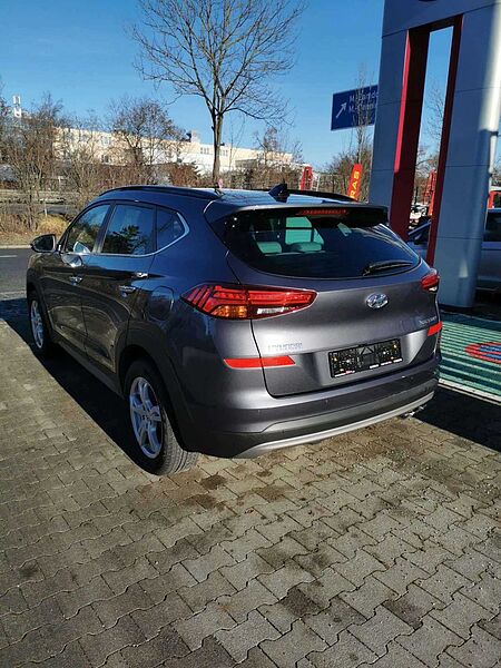 Hyundai TUCSON Premium 1.6 T-GDi 7-DCT Automatik 8-fach bereift P