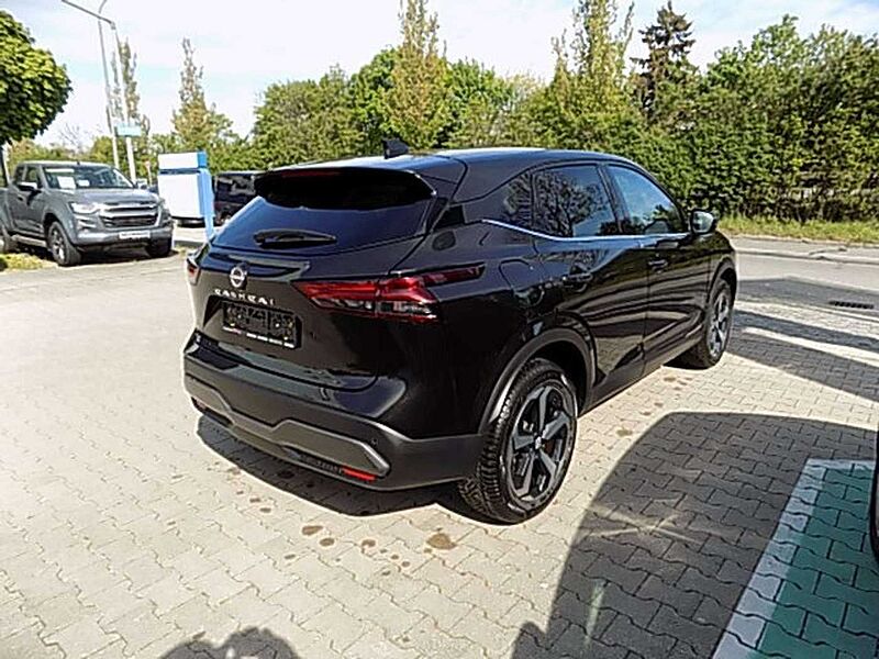 Nissan Qashqai N-Connecta 1.3 DIG-T MHEV 158PS AT Klima Navi