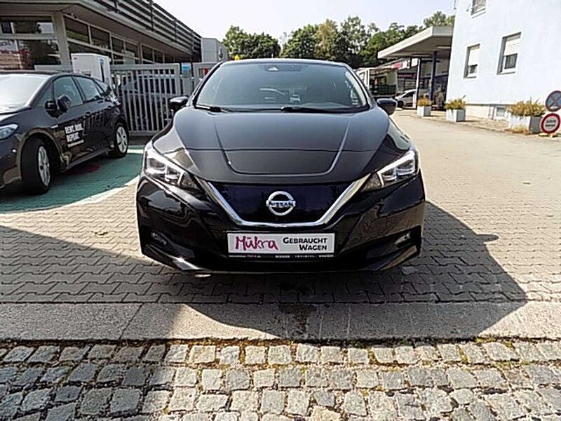 Nissan Leaf N-Connecta 40kWH LED Winterpaket N-Connecta Klima