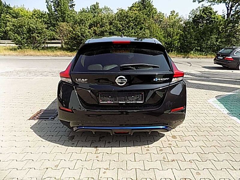 Nissan Leaf N-Connecta 40kWH LED Winterpaket N-Connecta Klima