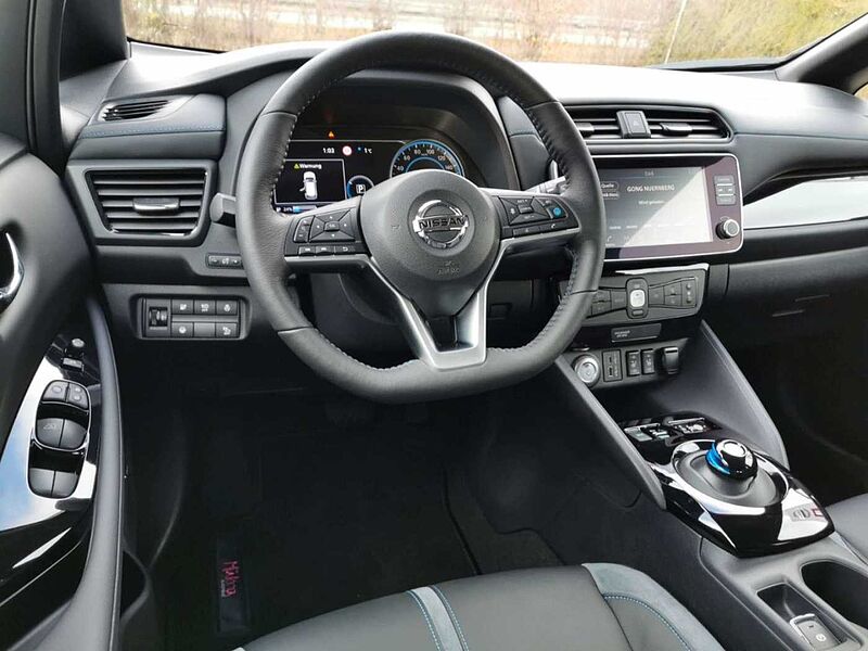 Nissan Leaf Tekna 40kwh 150PS Klima Navi Leder Einparkhilfe