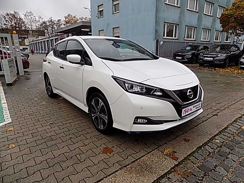 Nissan Leaf N-Connecta e+N 62KW LED Scheckheftgepflegt Klima